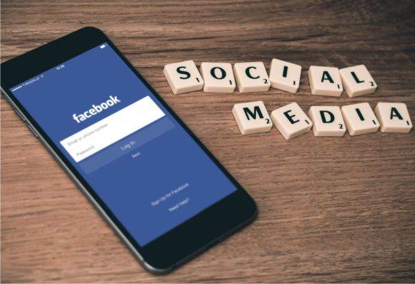 European Commission accuses: Facebook and Instagram, platforms that create addiction